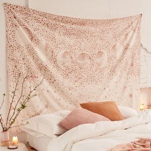 UO STAR TAPESTRY